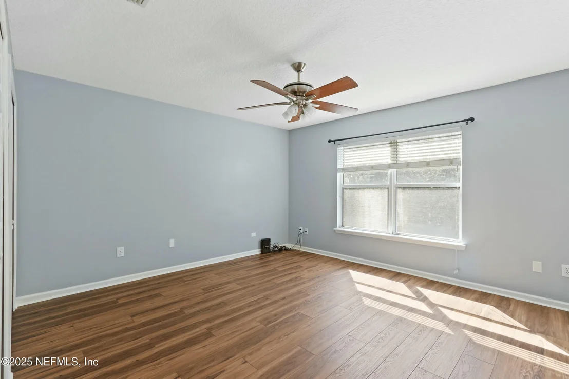 Photo of 1337 RIVER CITY Street