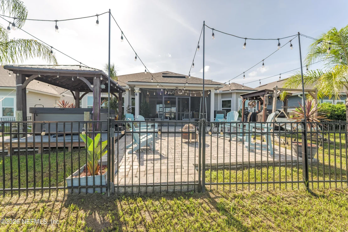 Photo of 607 WILLOW LAKE Drive