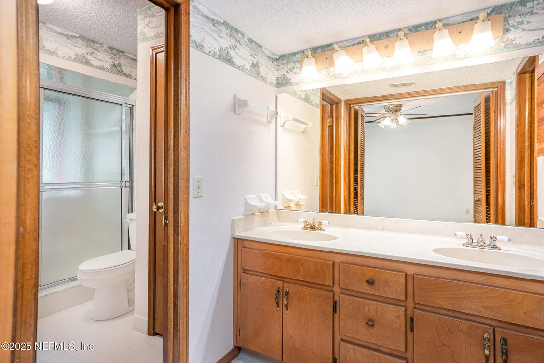 Photo of 2549 STONEBRIDGE Drive