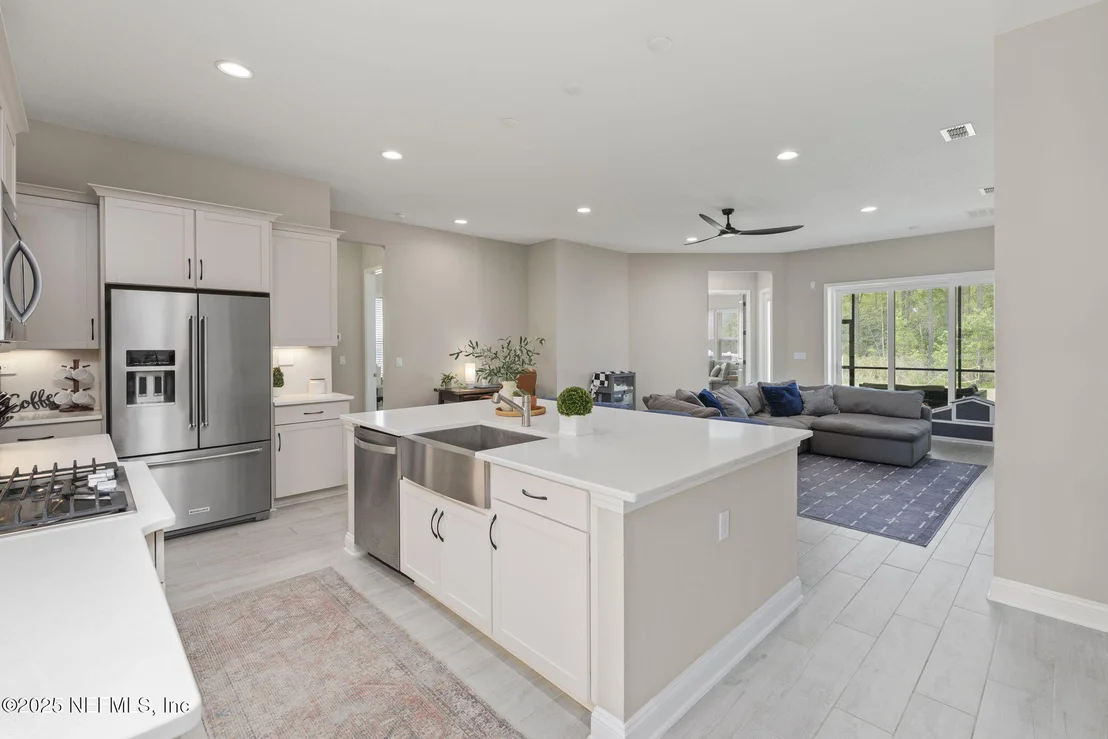 Photo of 264 HOLLY LANDING Way