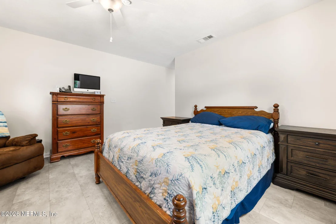 Photo of 507 GENTIAN Road