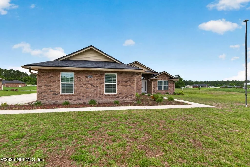 Photo of 53702 CARRINGTON Drive