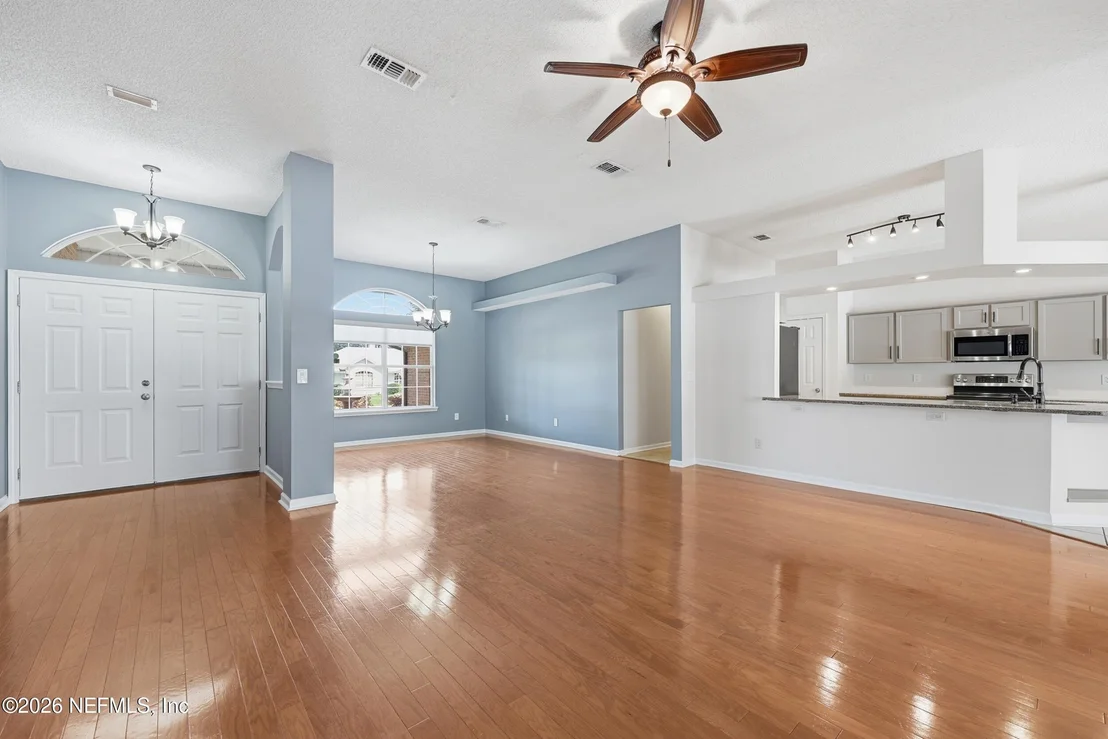 Photo of 3115 FIELDCREST Drive