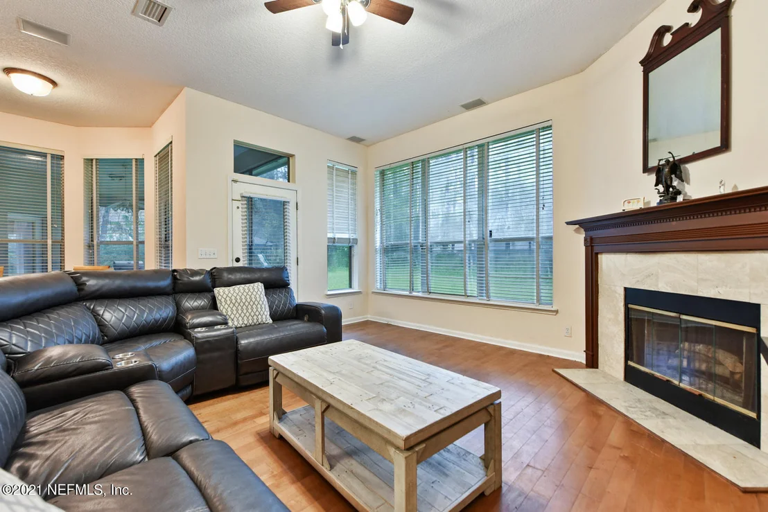 Photo of 11636 MANDARIN FOREST Drive