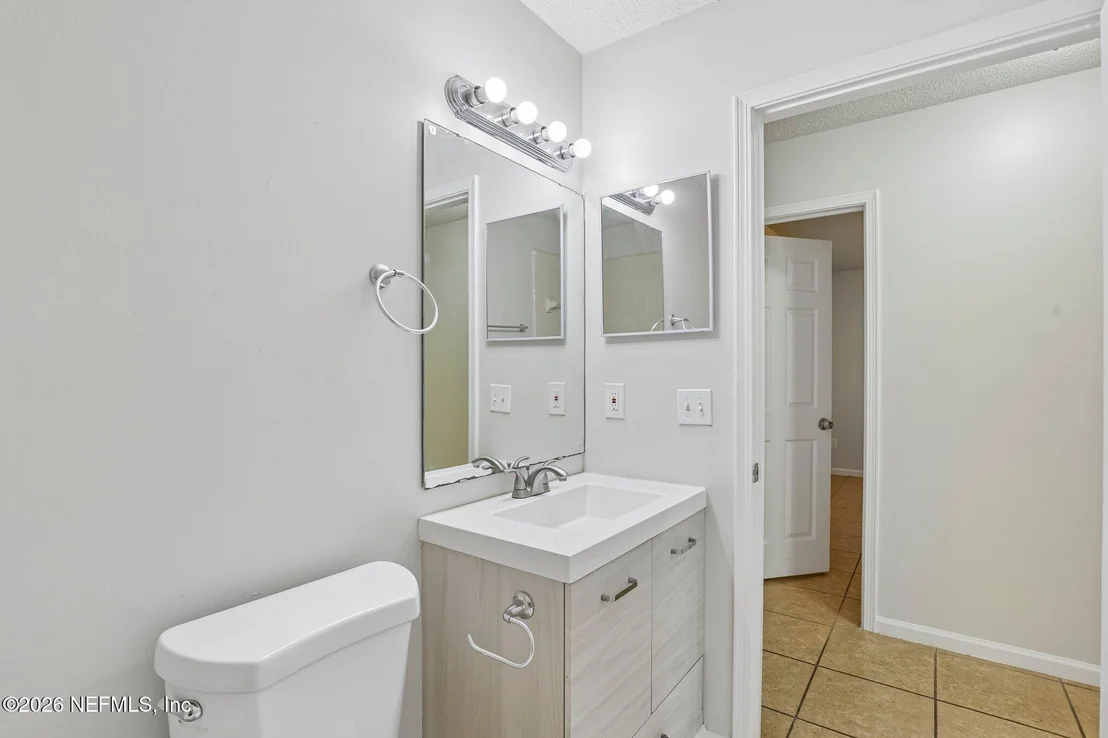 Photo of 1580 BEECHER Lane