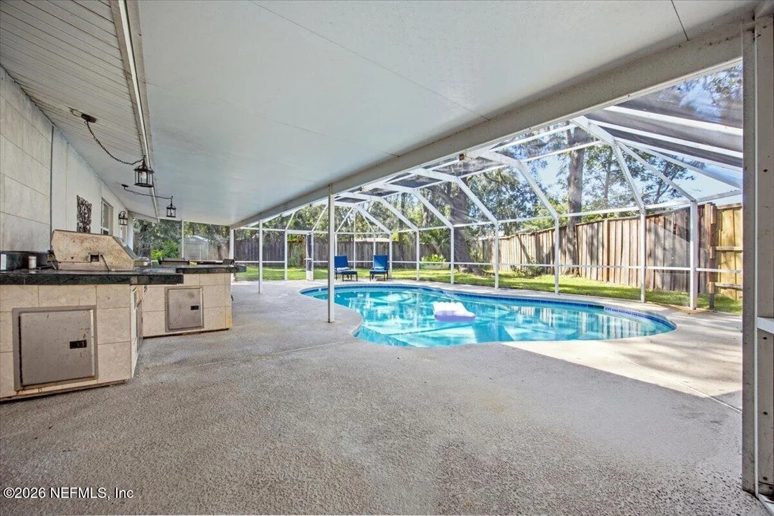 Photo of 6842 ESTRADA Road
