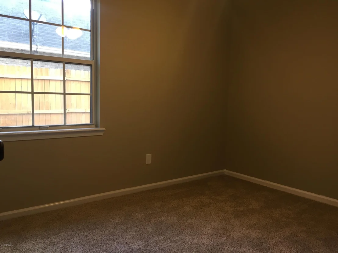 Photo of 952 LONG LAKE Drive