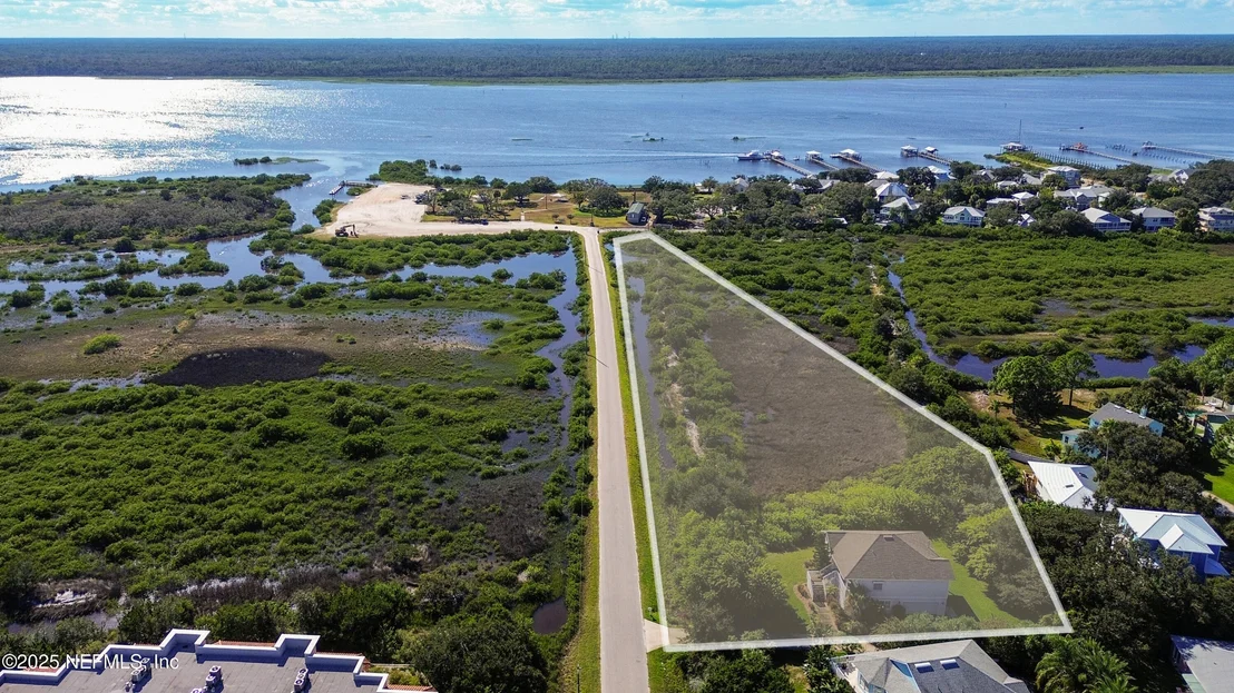 Photo of 300 RIVERSIDE Boulevard
