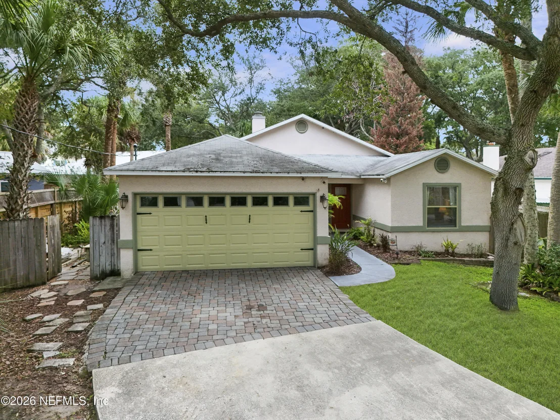 Photo of 212 HERADA Street