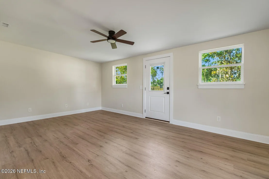 Photo of 2614 LEONID Road