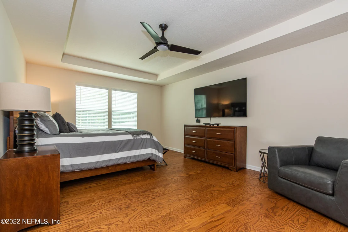 Photo of 237 CHASEWOOD Drive