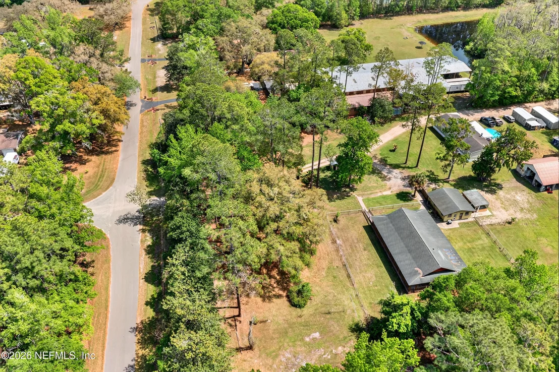 Photo of 43122 PINERIDGE Drive