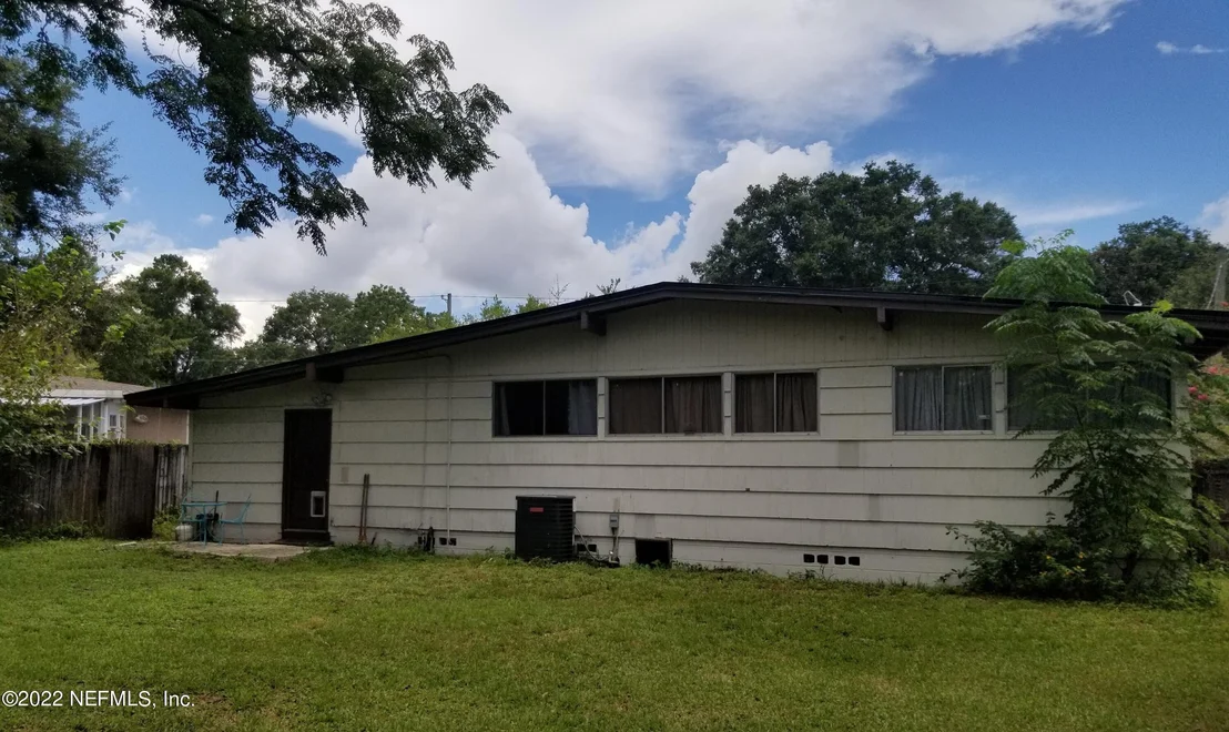 Photo of 6212 N SPRINKLE Drive