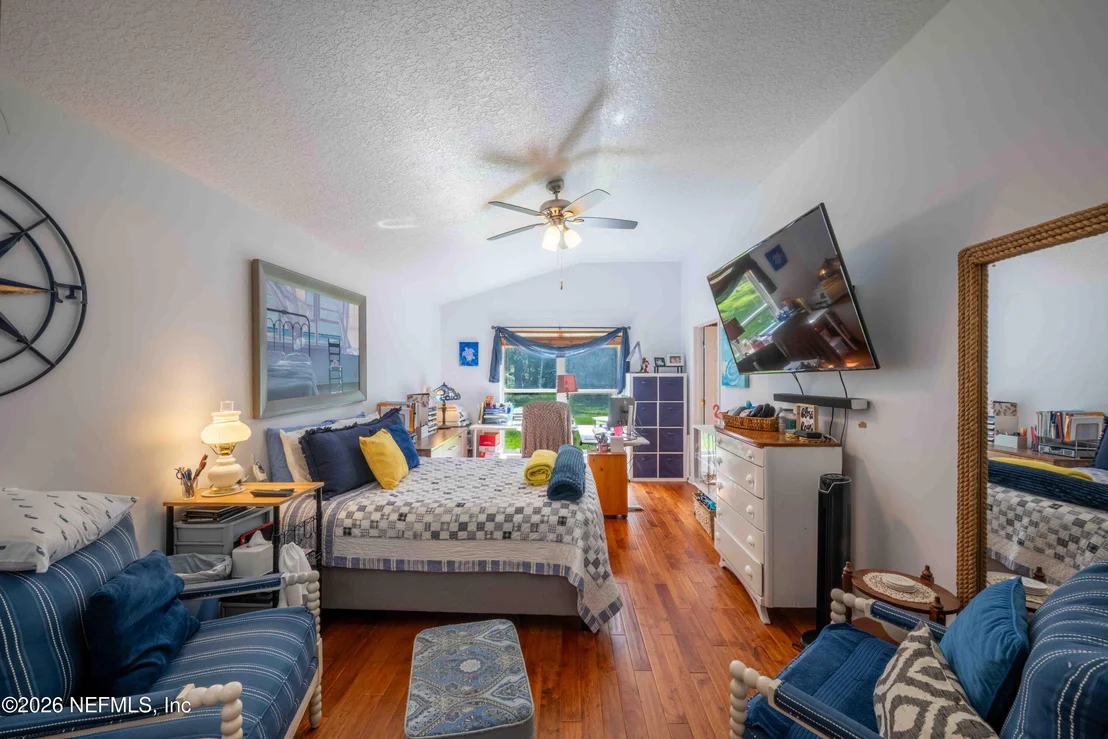 Photo of 838 WESTMINSTER Drive