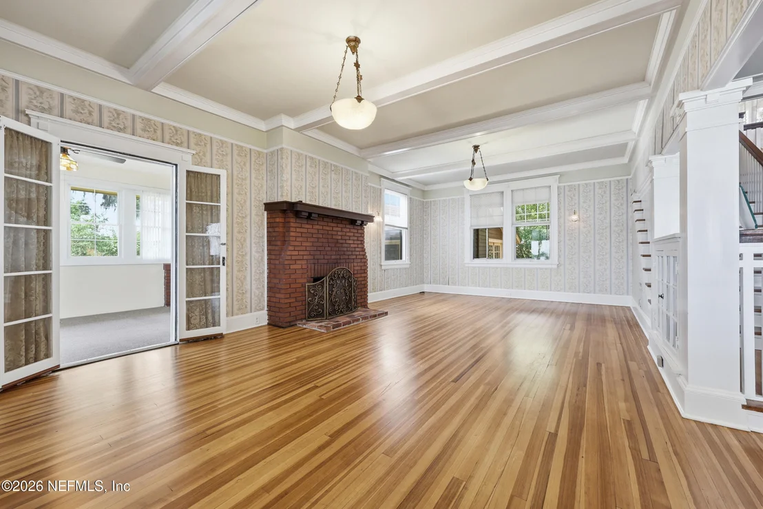 Photo of 520 RIVER Street