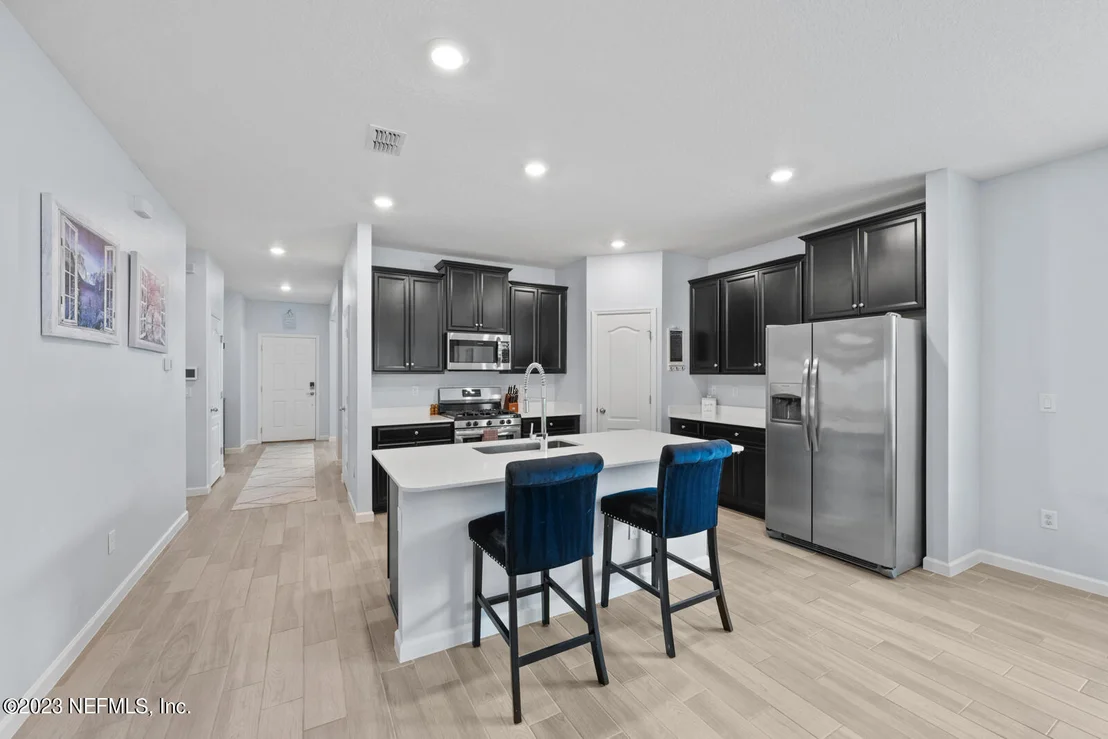 Photo of 31 SEAMOUNT Way