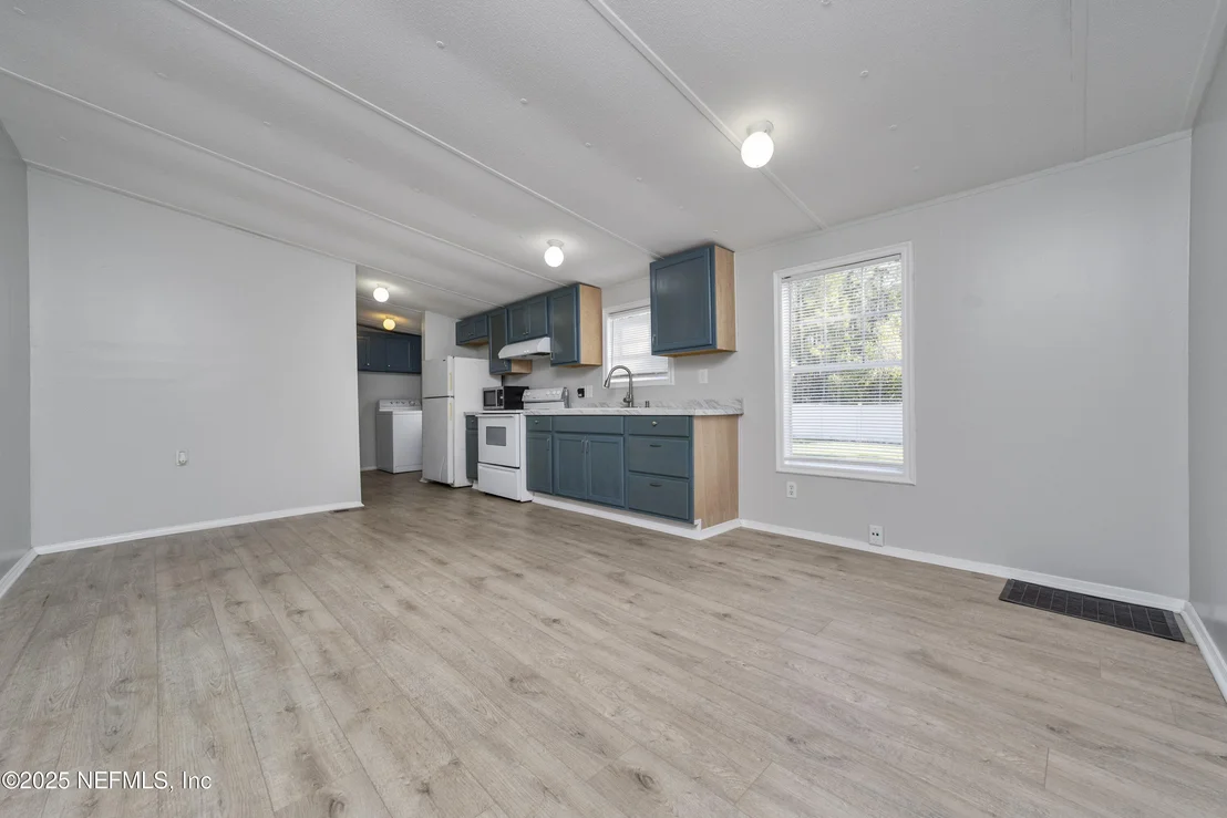 Photo of Unit D at 2905 COUNTY ROAD 214