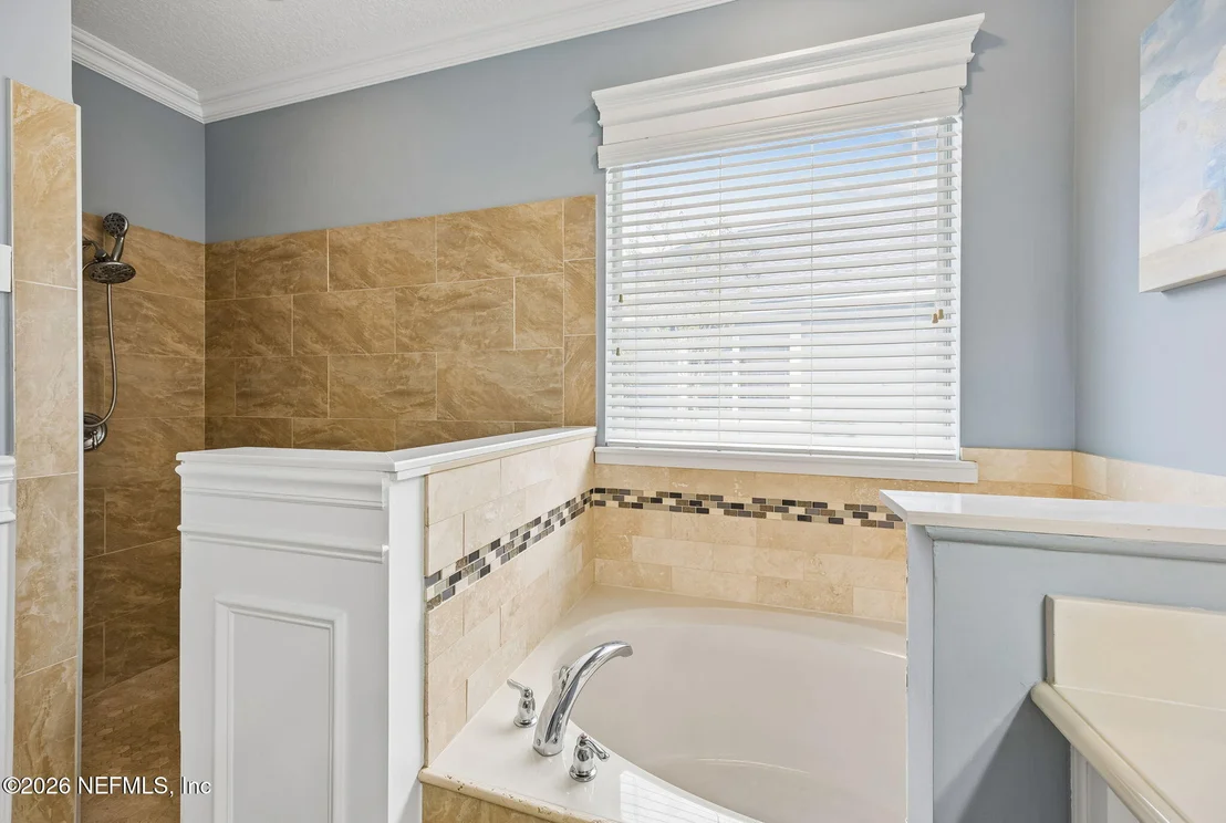 Photo of 1884 CROSS POINTE Way