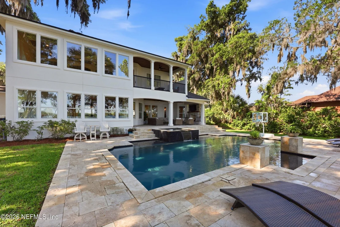 Photo of 2049 BISHOP ESTATES Road