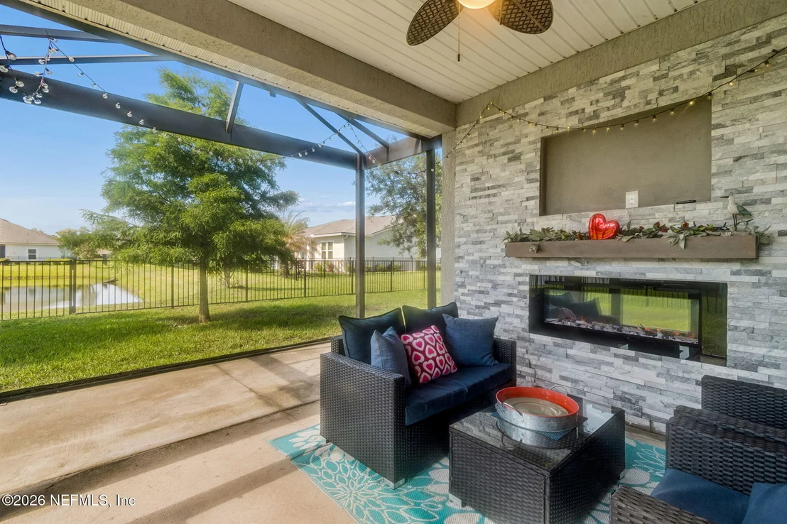 Photo of 135 MEADOW CROSSING Drive