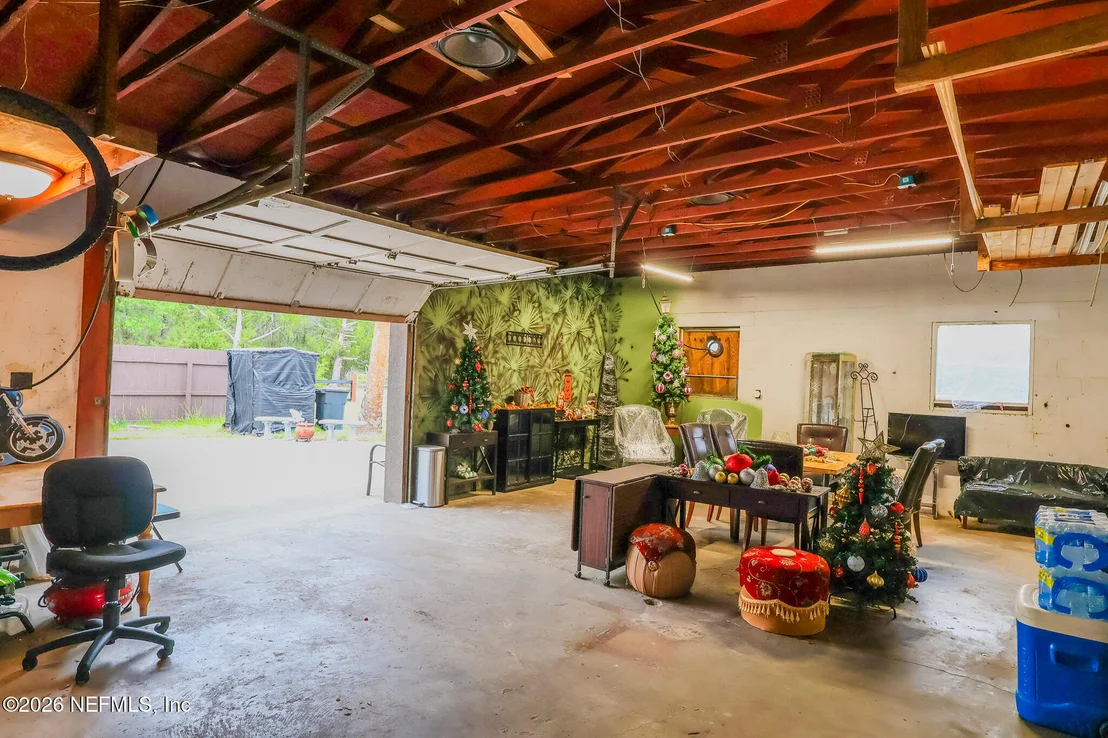 Photo of 239 LYNNE Drive