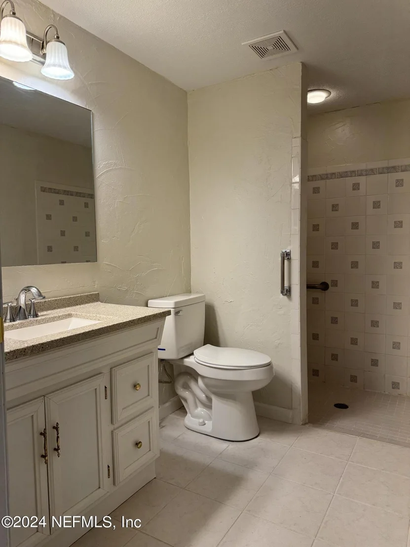 Photo of 3842 RUBY Drive W