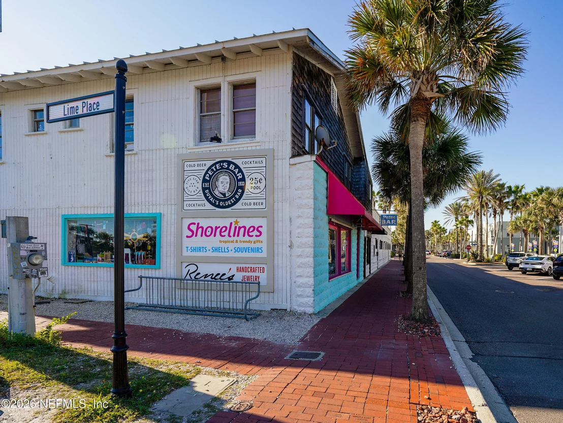 Photo of 2428 SEMINOLE Road