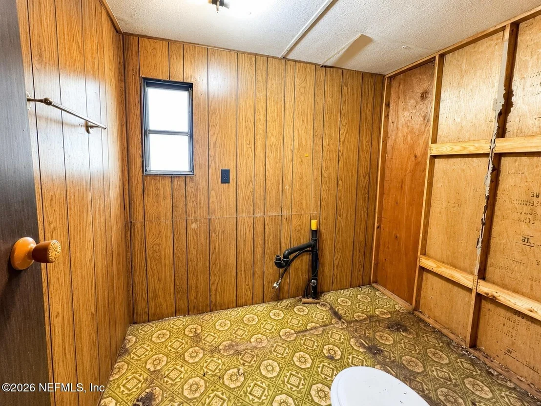 Photo of 602 JUNIOR LAKE Drive