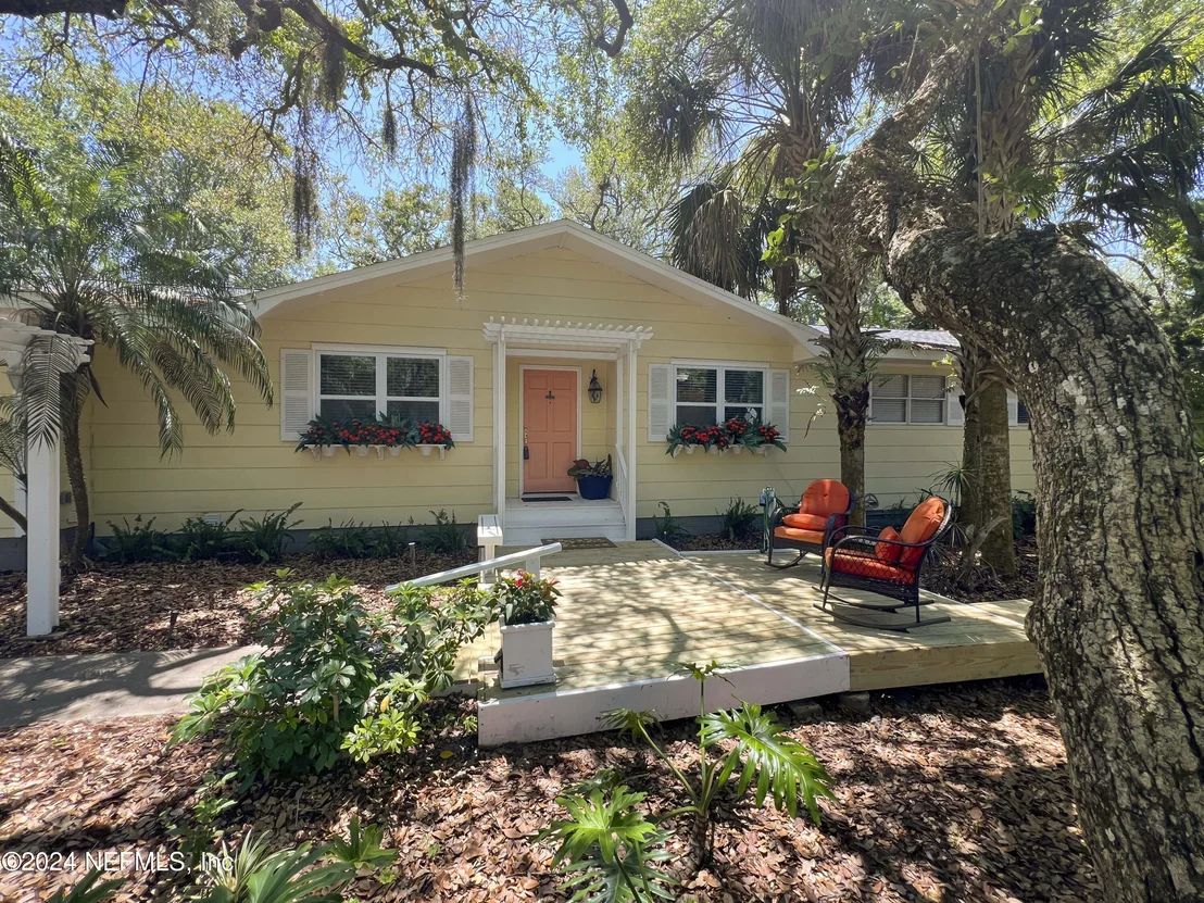 Photo of 405 THIRD Street