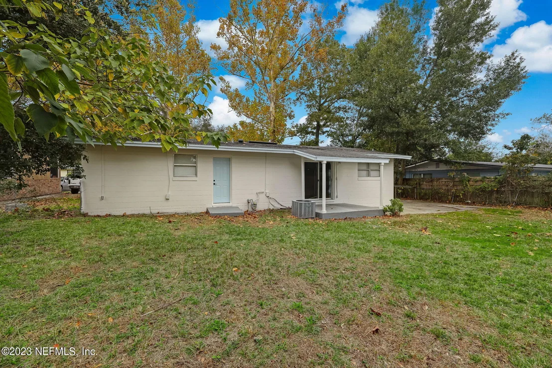 Photo of 6816 CINDERELLA Road