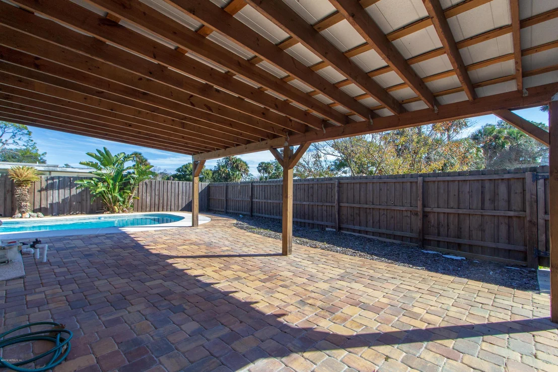 Photo of 705 PALM TREE Road