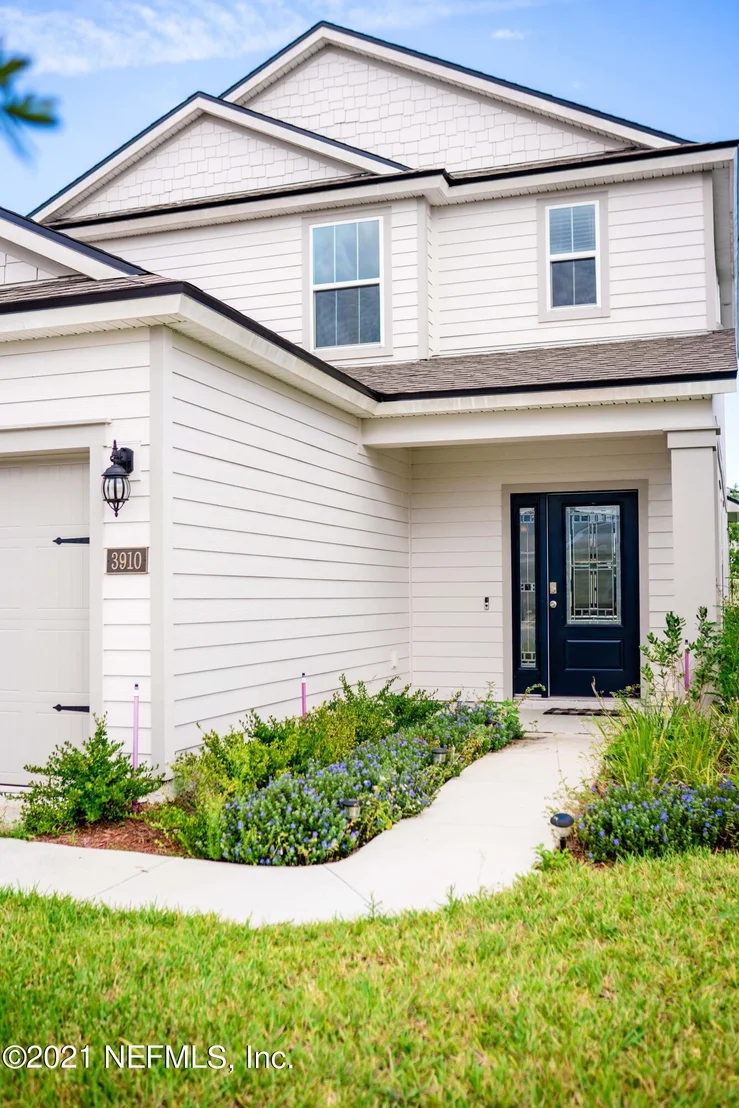 Photo of 3910 HEATHERBROOK Place