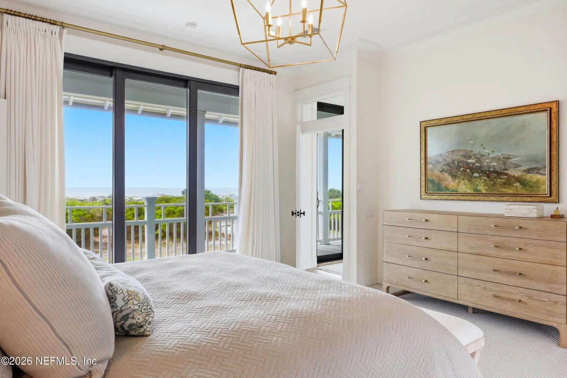 Photo of 688 OCEAN PALM Way