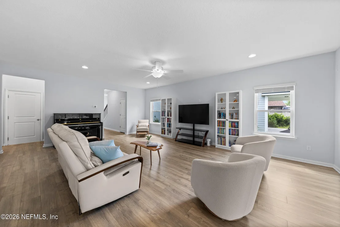 Photo of 47 STARNBERG Court