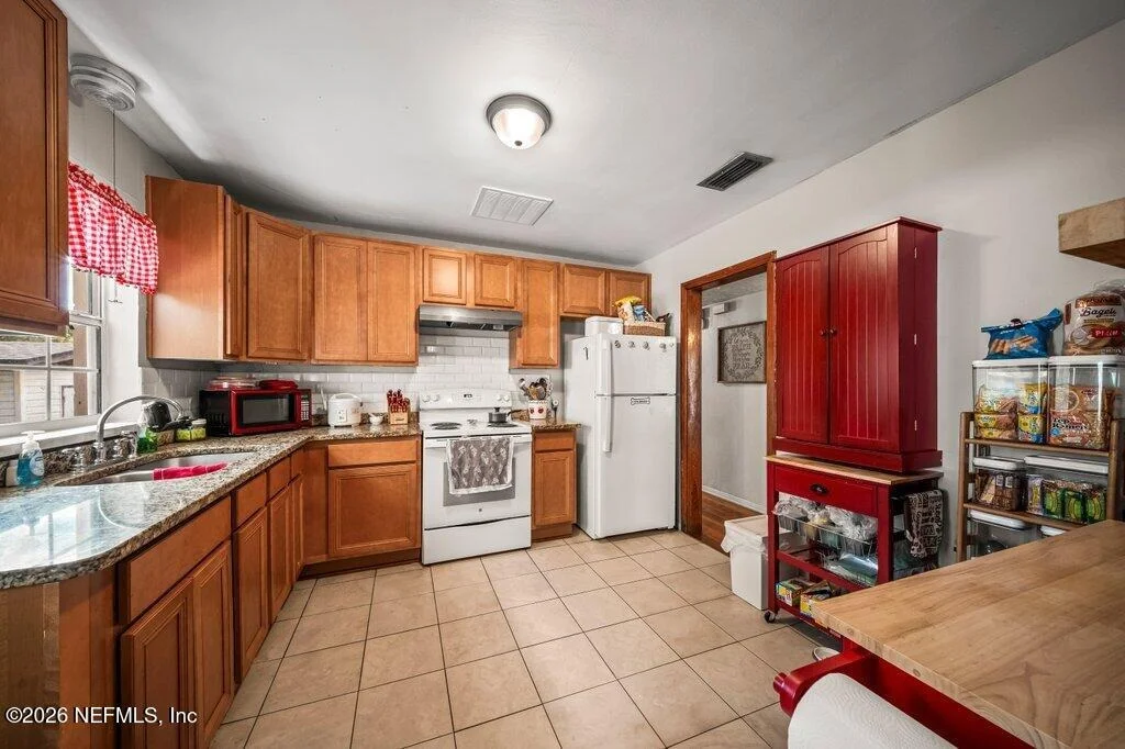 Photo of 5810 CHERRY LAUREL Drive