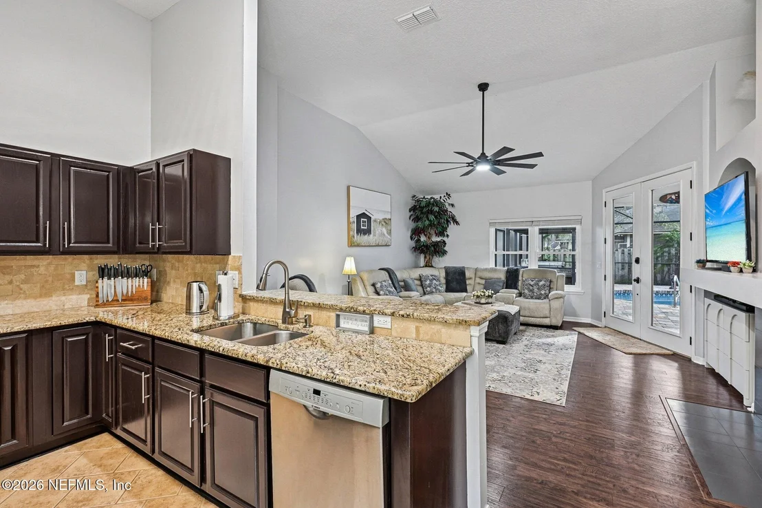 Photo of 404 PIPER Place