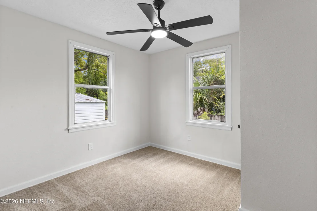 Photo of 703 KING Street