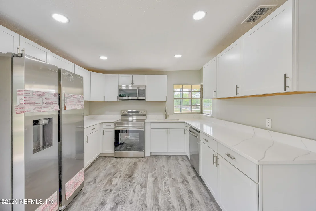 Photo of 772 ALVIS Road