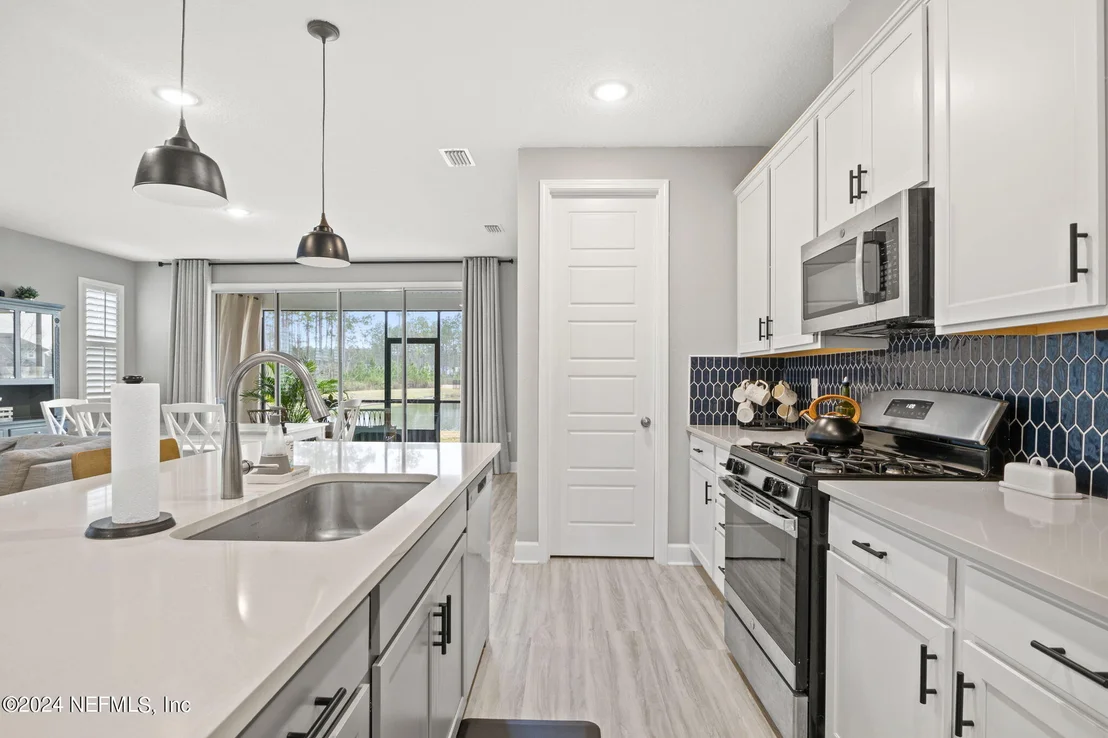 Photo of 75928 SAFFRON Lane