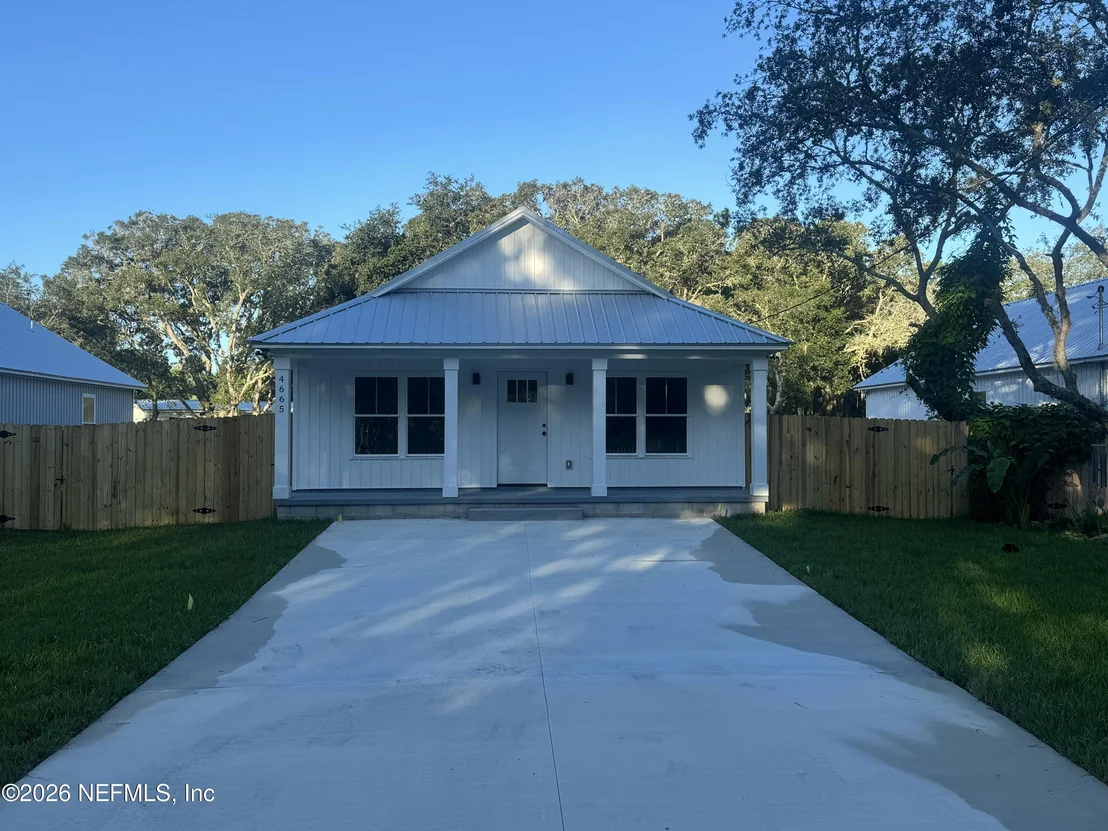 Photo of 916 KENNEDY Drive