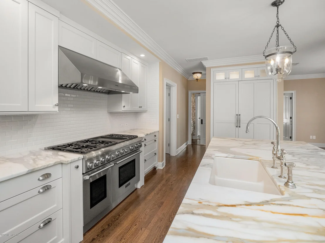 Photo of 906 GREENRIDGE Road