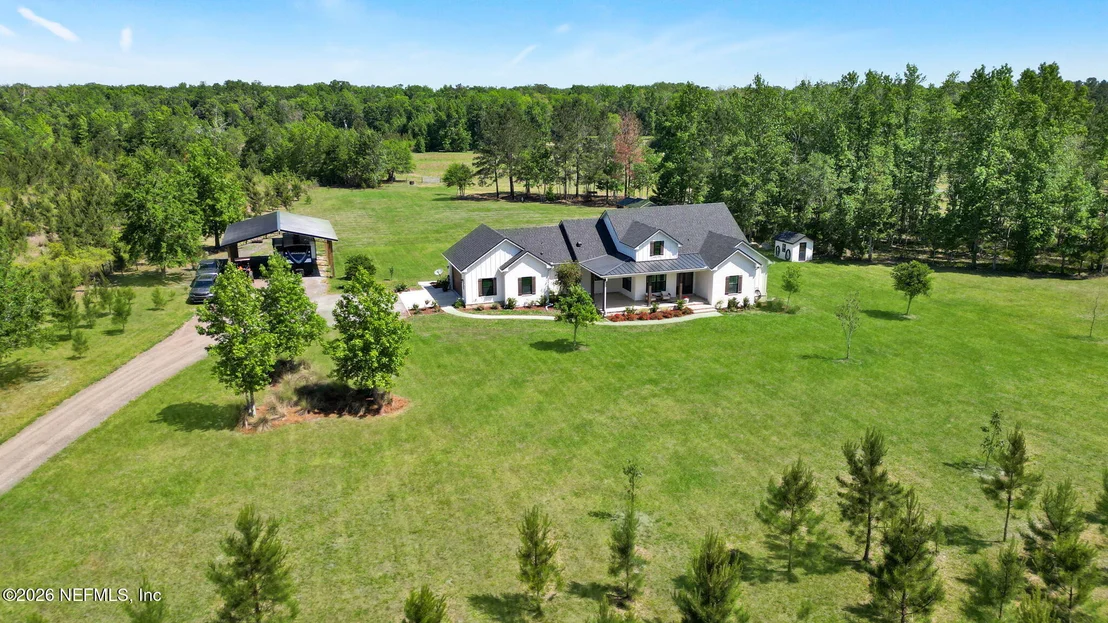 Photo of 57353 SANDY OAKS Lane