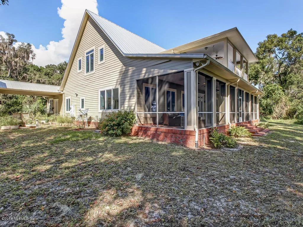 Photo of 595 W RIVER Road