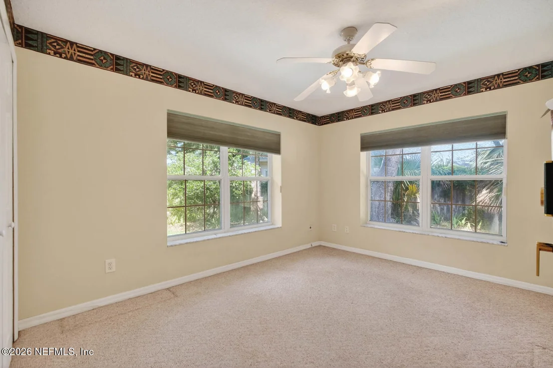 Photo of 3400 KINGS Road S