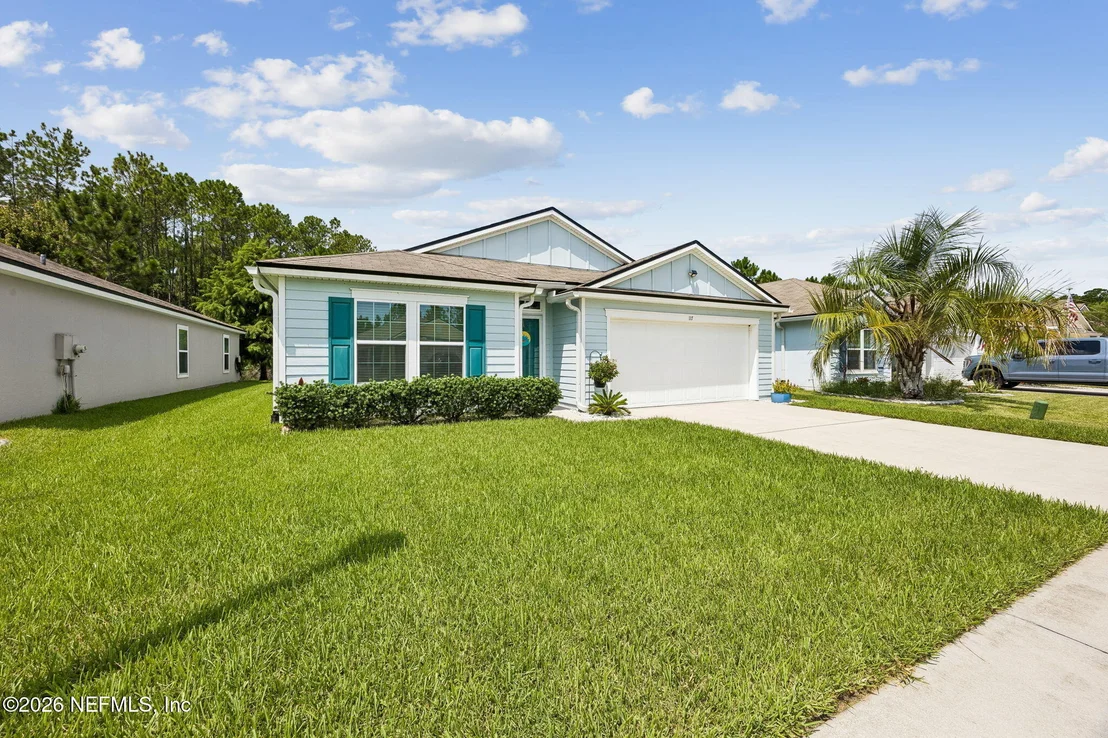Photo of 117 LAKESIDE Court