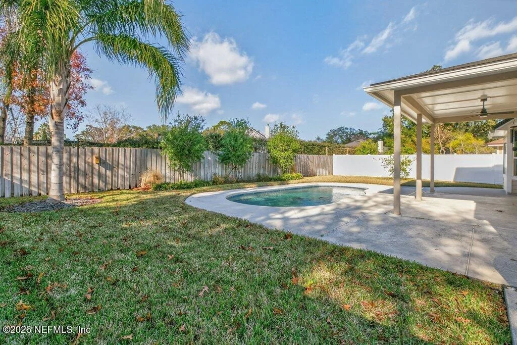Photo of 1218 WATERFALL Drive