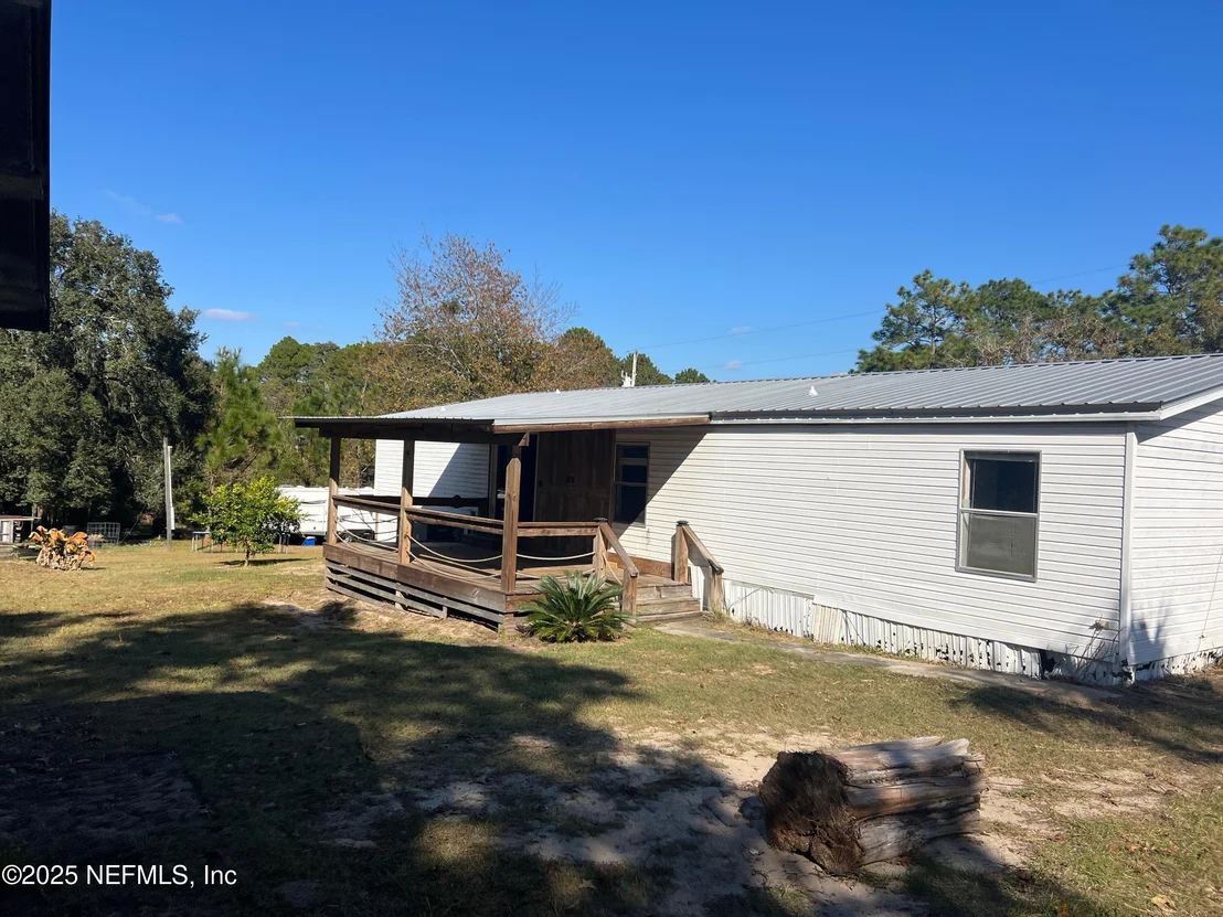 Photo of 323 INCLINE Road
