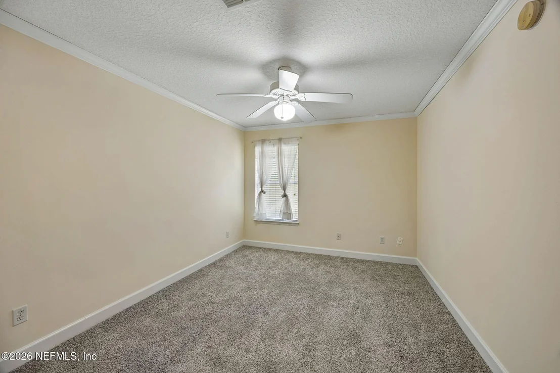 Photo of 556 REDBERRY Lane