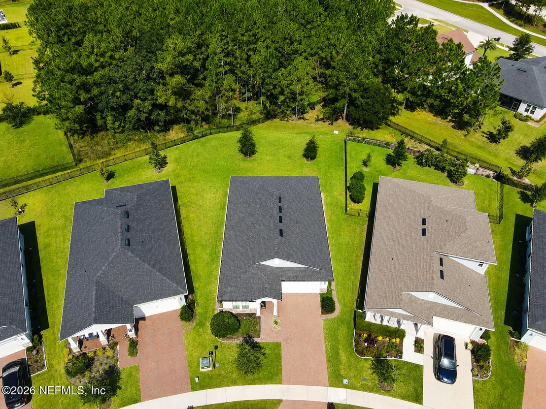Photo of 216 AMBERWOOD Drive