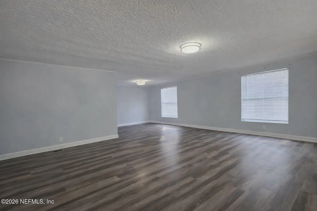Photo of 1104 HARMONY Drive N